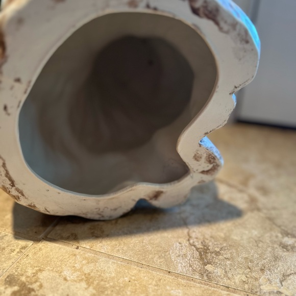 Mid-Century Large Porcelain Long-Haired Brown Cat Sculpture - Picture 6 of 8